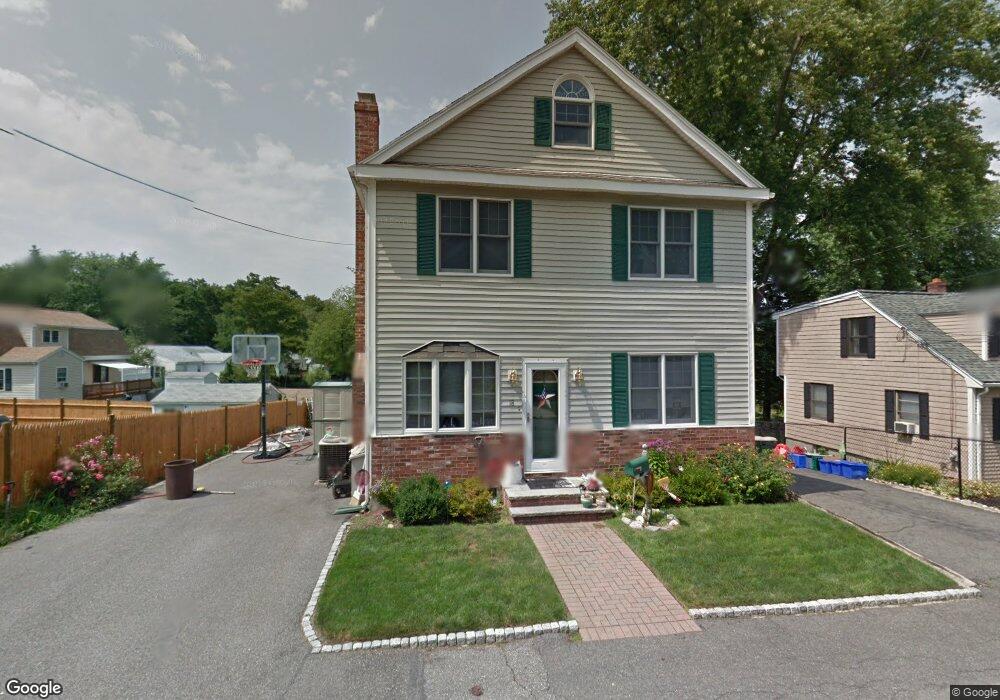 18 Hart Place, Woburn, MA 01801 - photo 1