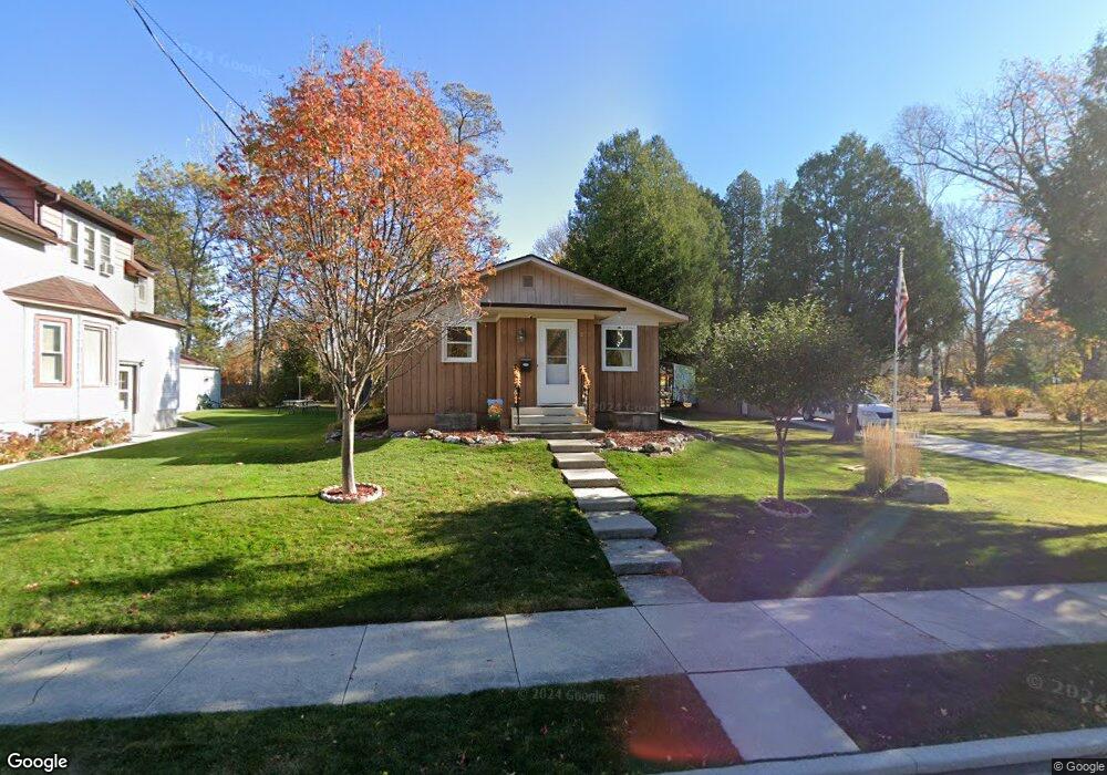 825 N 19th St, Manitowoc, WI 54220 - photo 1