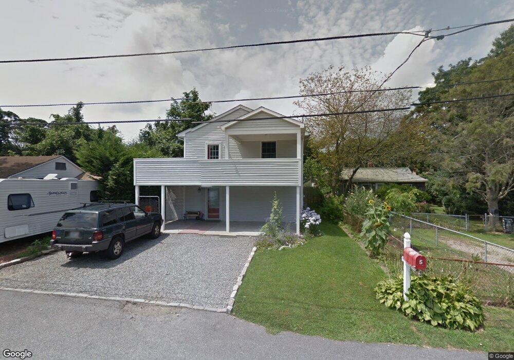 5 Fowler St, Jamestown, RI 02835 - photo 1