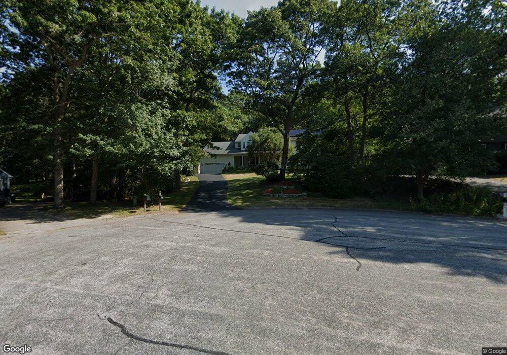 11 Fox Ct, Wakefield, RI 02879 - photo 1