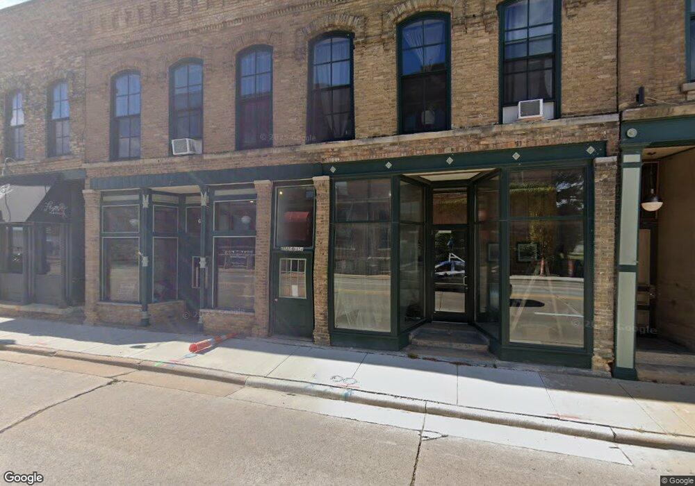 605 S Main St, Oshkosh, WI 54902 - photo 1