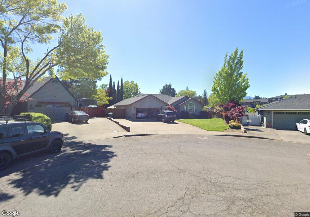 2572 Ashwood Ct, Medford, OR 97504 - photo 1