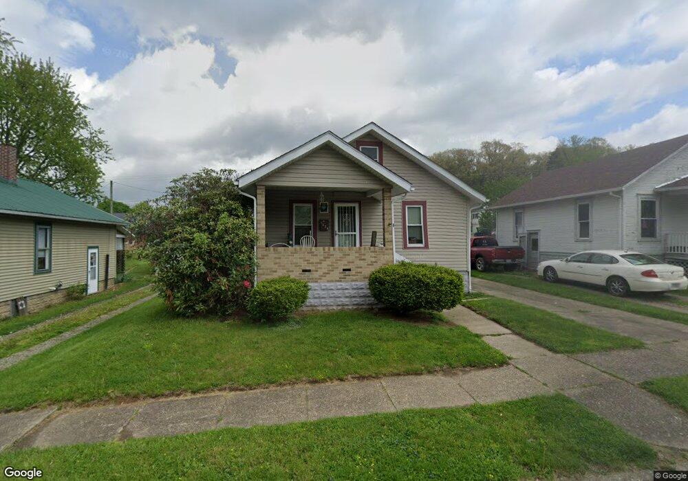 1526 Adams St, Coshocton, OH 43812 - photo 1