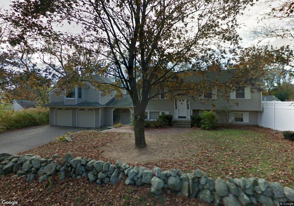 10 Ellis St, Medway, MA 02053 - photo 1