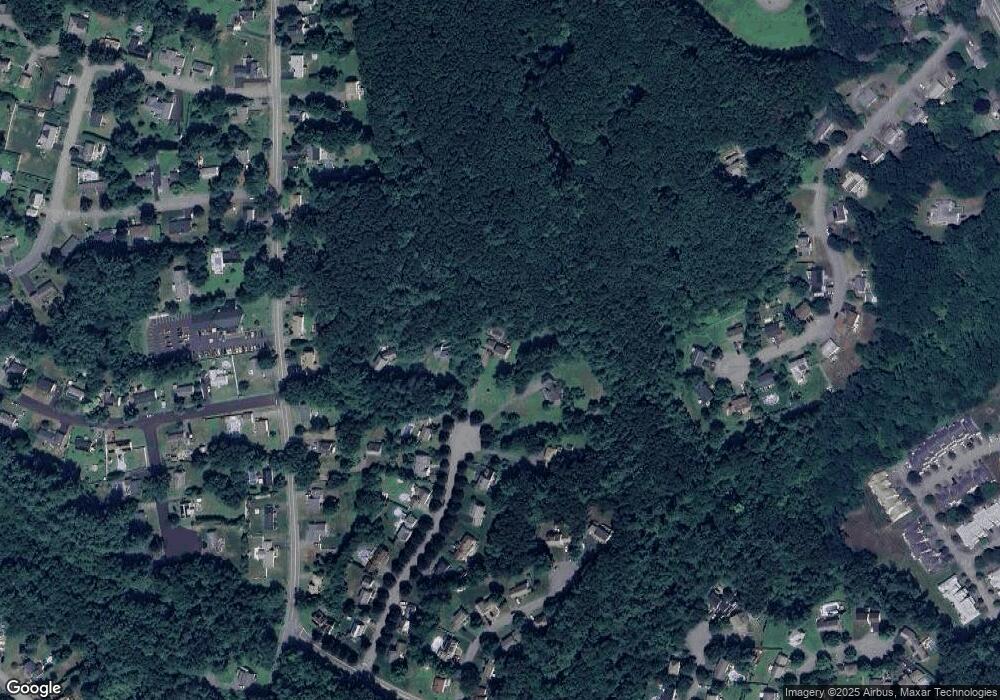 55 Crimson Ct, Leominster, MA 01453 - photo 1