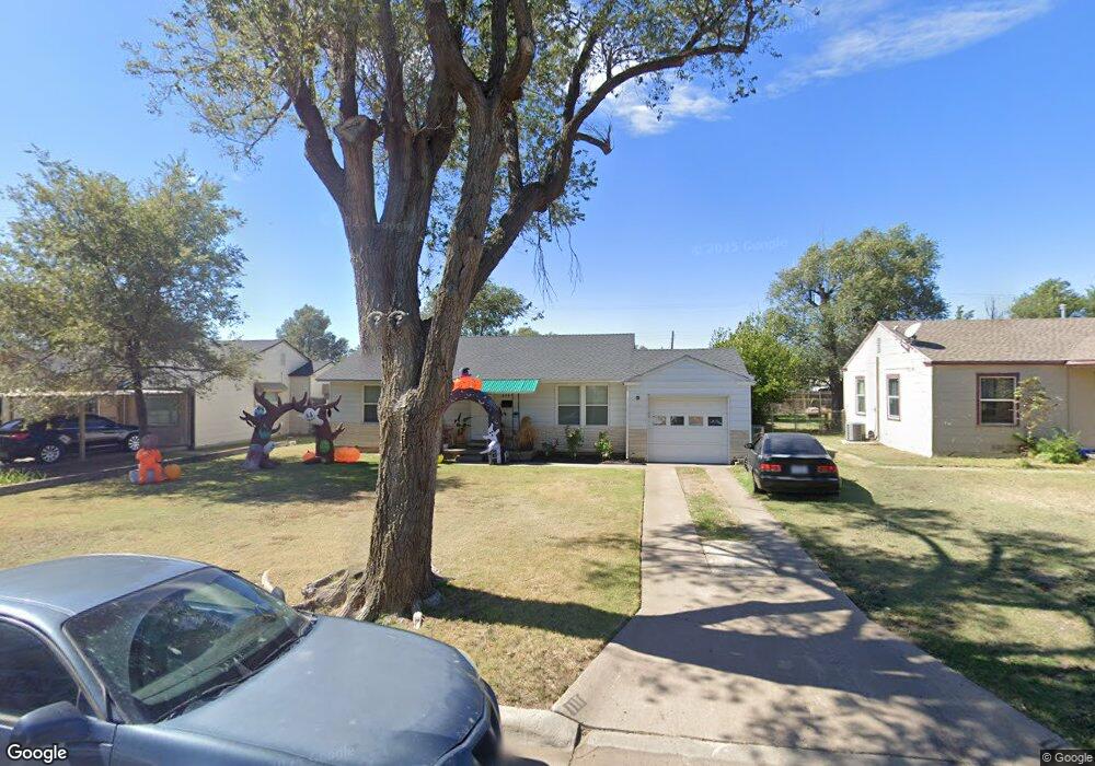 111 Spruce Ave, Dumas, TX 79029 - photo 1