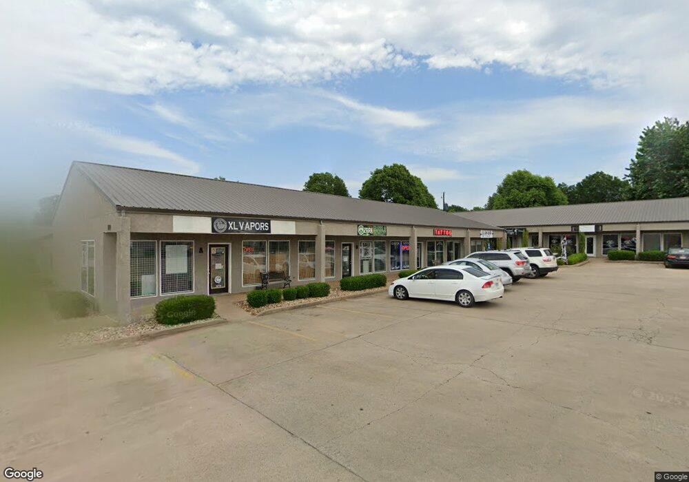 1039 S Gutensohn Rd unit Suite L, Springdale, AR 72762 - photo 1