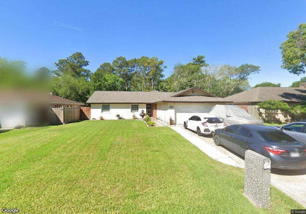 16926 Creek Line Dr, Friendswood, TX 77546 - photo 1