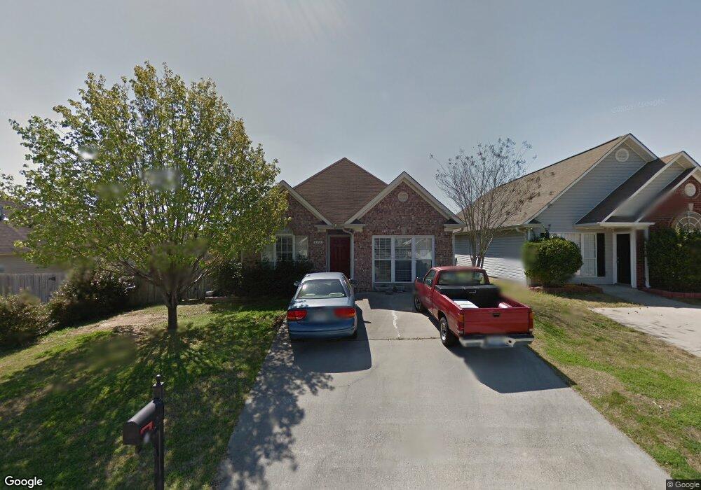 305 Camden Cove Cir, Calera, AL 35040 - photo 1