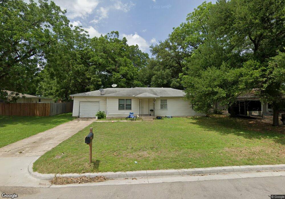 141 Brewster St, Robinson, TX 76706 - photo 1