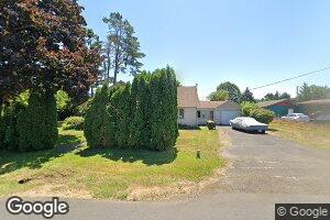 567 W Buford Ave, Siletz, OR 97380