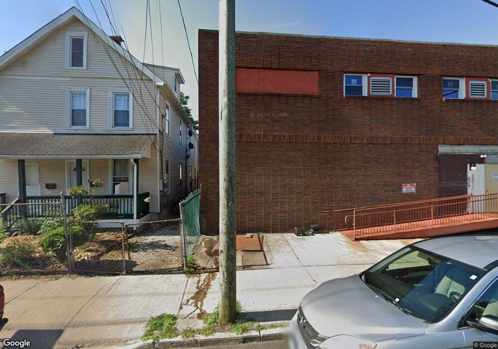 504 Shelton St, Bridgeport, CT 06608 - photo 1