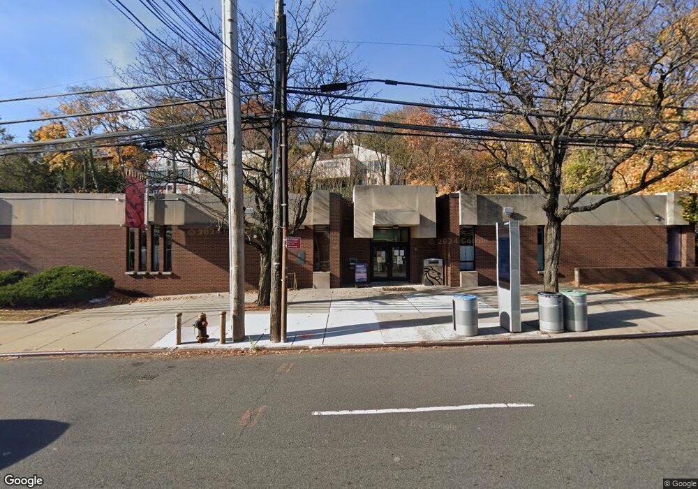 1617 Richmond Rd, Staten Island, NY 10304 - photo 1