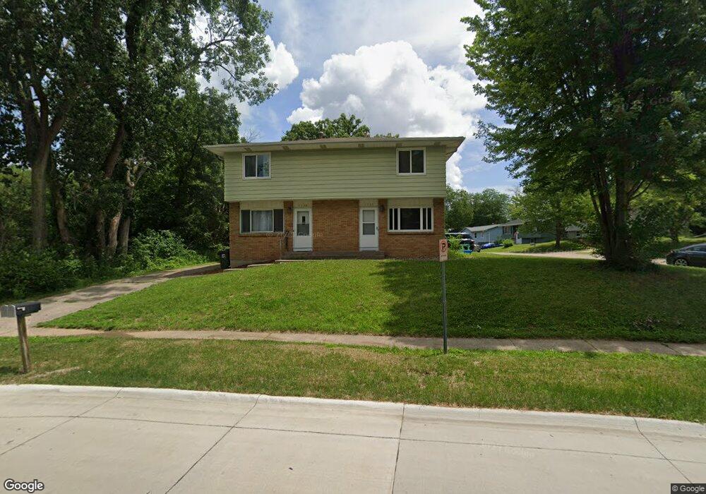 1723 Emerald Dr, Davenport, IA 52804 - photo 1