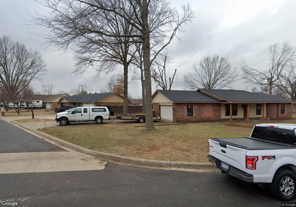 2730 W Highland Dr, Rogers, AR 72756 - photo 1