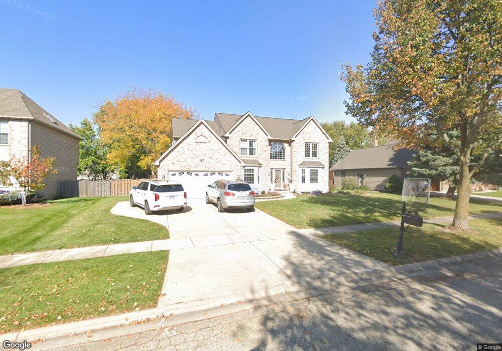 2090 Carlisle St, Algonquin, IL 60102 - photo 1