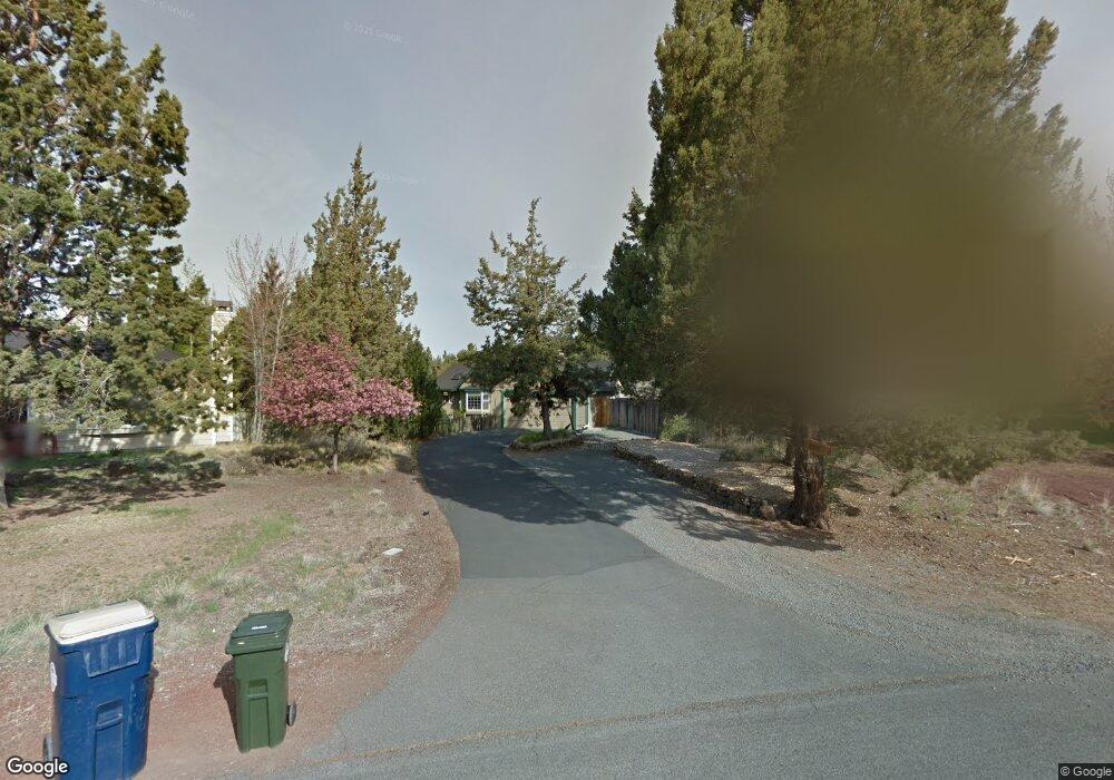 63345 Eastview Dr, Bend, OR 97701 - photo 1