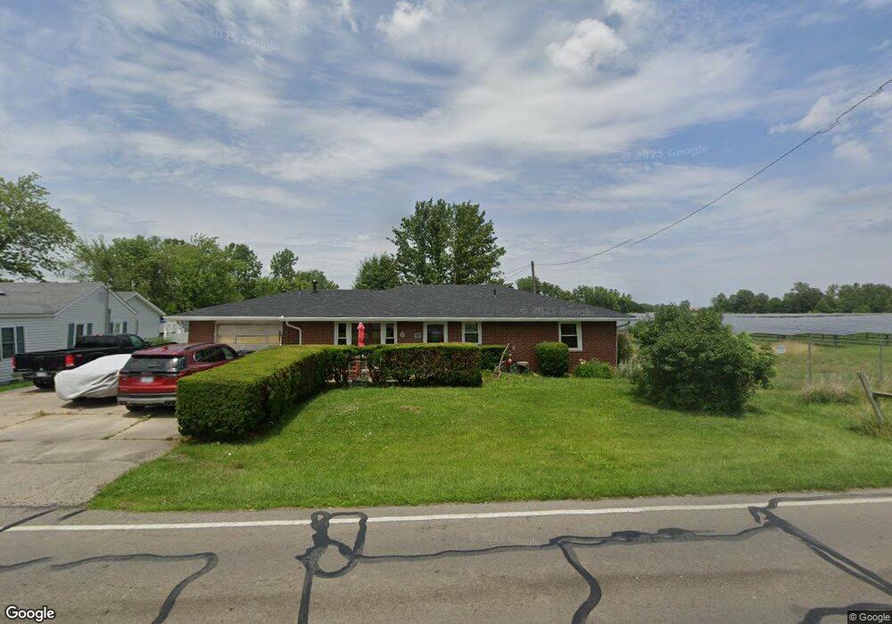 906 W Cross St, Anderson, IN 46011 - photo 1