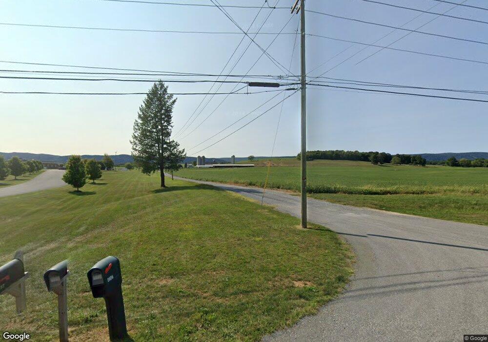 4747 Fort Loudon Rd, Mercersburg, PA 17236 - photo 1