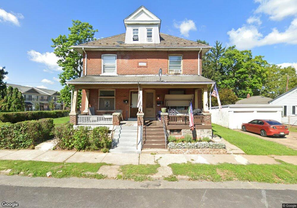 1027 Maple St unit 1st Floor, Bethlehem, PA 18018 - photo 1