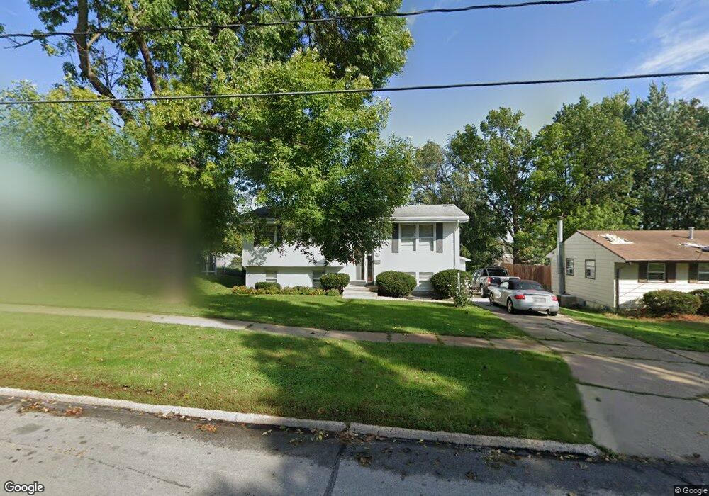 2676 Hull Ave, Des Moines, IA 50317 - photo 1