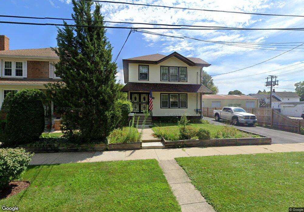 21 N Victory St, Waukegan, IL 60085 - photo 1