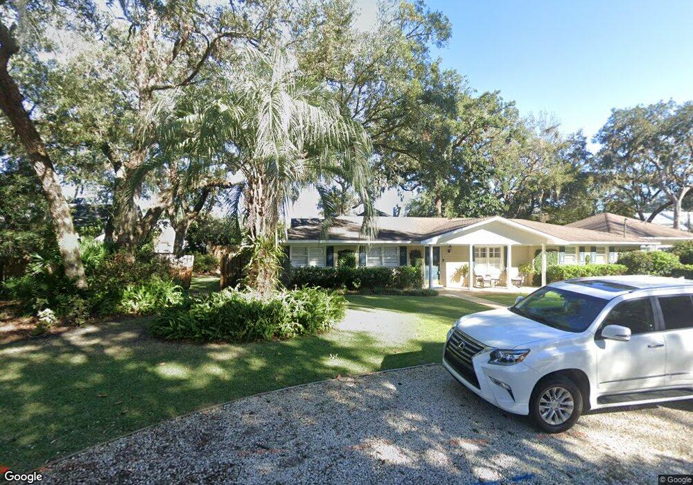304 Menendez Ave, St. Simons Island, GA 31522 - photo 1