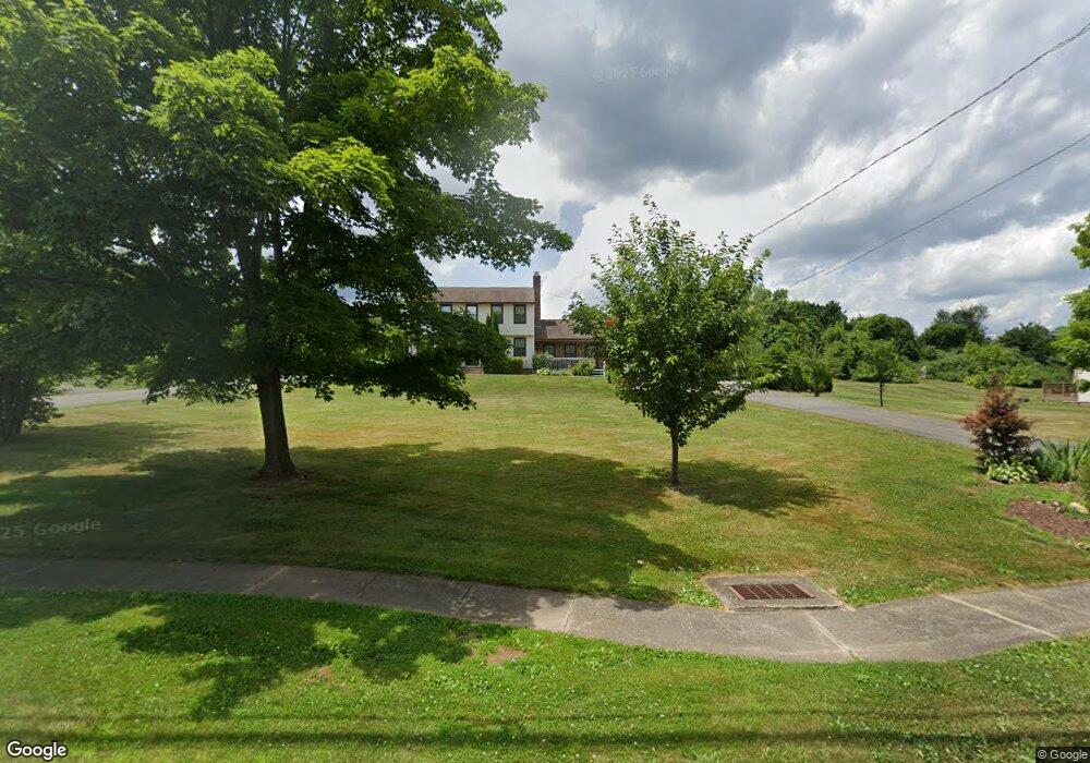 811 Clintonville Rd, Wallingford, CT 06492 - photo 1