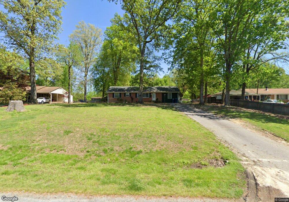 5905 Chipmunk Dr, Greensboro, NC 27407 - photo 1