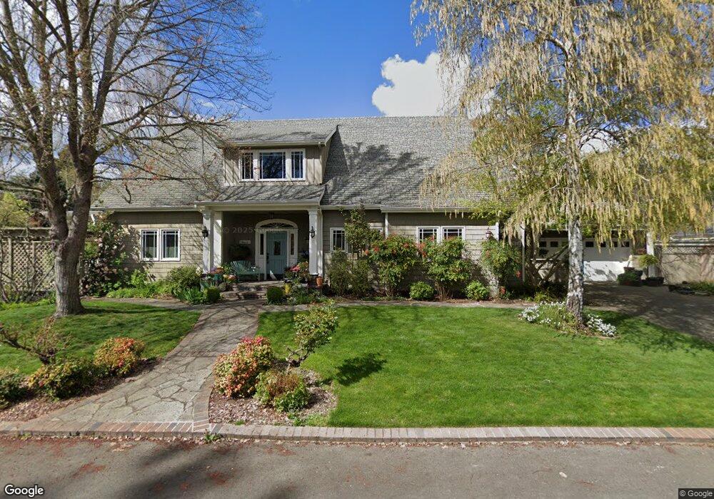 1403 NW Lawnridge Ave, Grants Pass, OR 97526 - photo 1