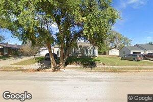 609 W Pine St, Philip, SD 57567