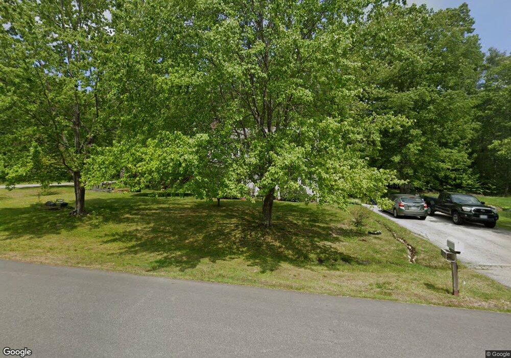 11 Nutmeadow Ln, Derry, NH 03038 - photo 1