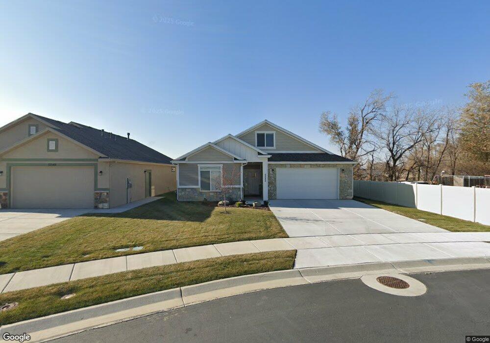 5545 S 5600 W unit 20, Hooper, UT 84315 - photo 1