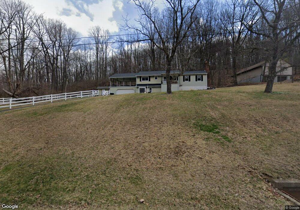 190 Hemlock Rd, Reading, PA 19607 - photo 1