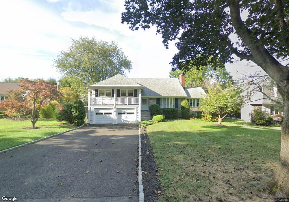 664 Fairway Dr, Union, NJ 07083 - photo 1