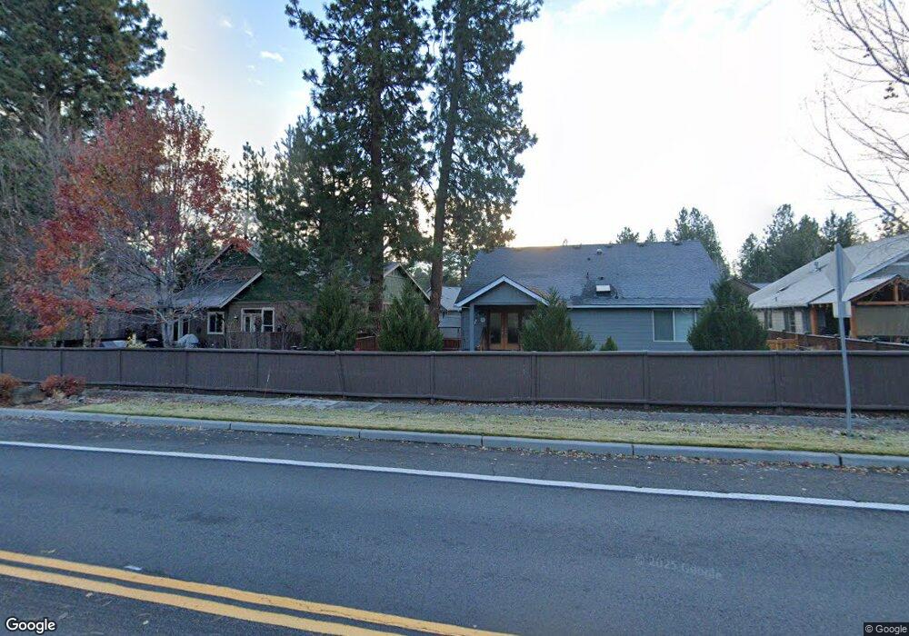 60880 Sawtooth Mountain Ln, Bend, OR 97702 - photo 1