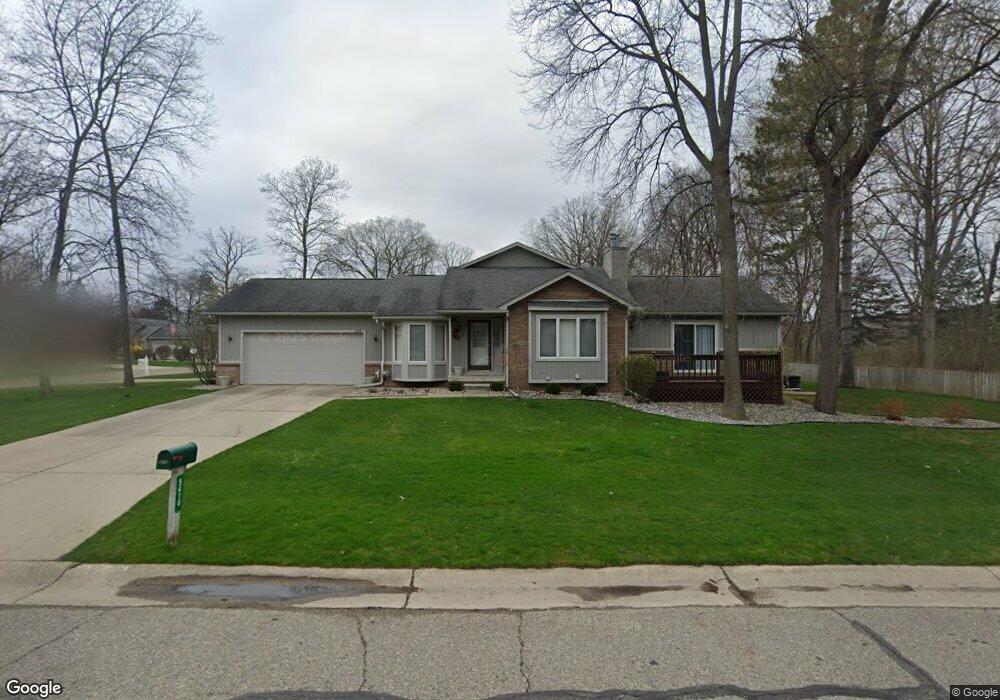 5418 Hickory Cir, Flushing, MI 48433 - photo 1