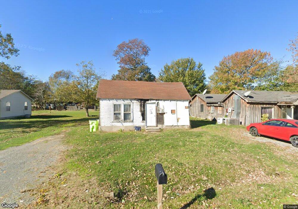 1708 S Leslie St, Stuttgart, AR 72160 - photo 1