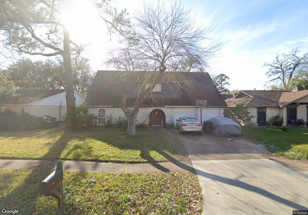 6919 Wagonwheel Ln, Houston, TX 77088 - photo 1