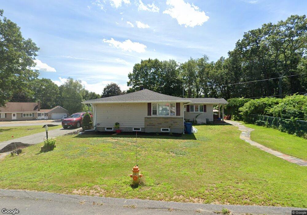 14 Pilgrim Rd, Lawrence, MA 01843 - photo 1