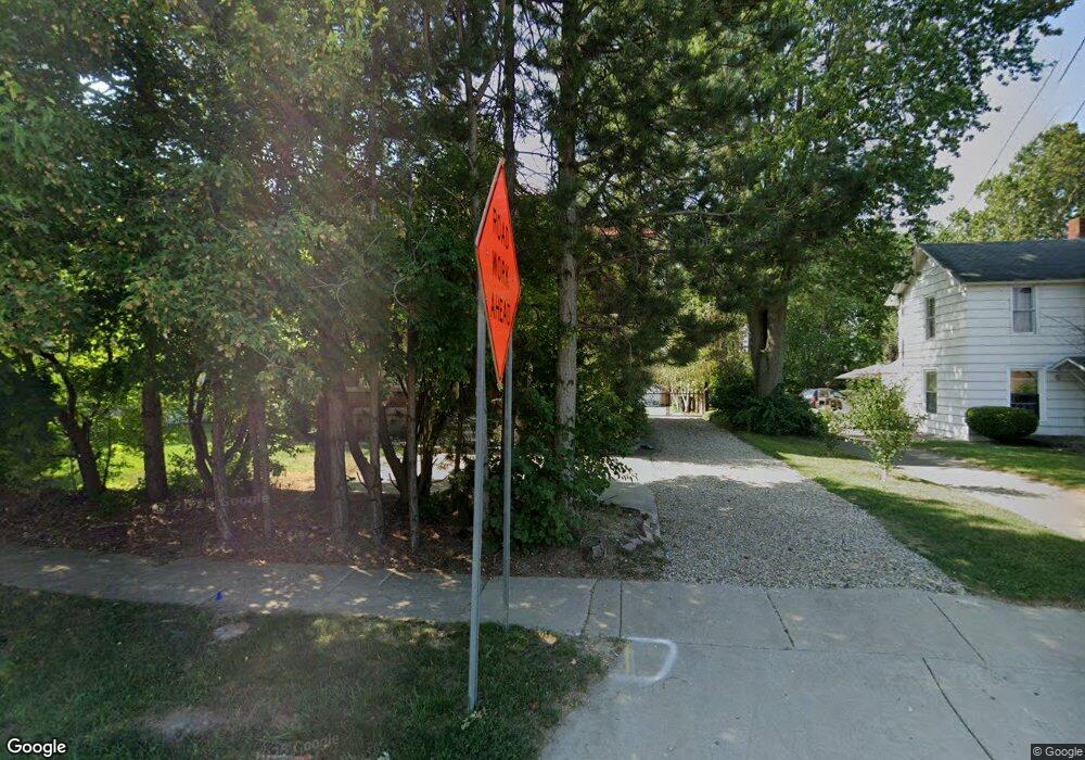 29 Ash St W, Three Oaks, MI 49128 - photo 1