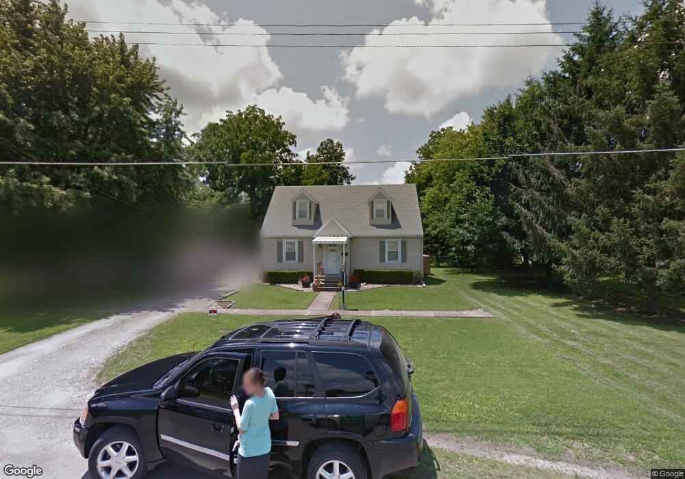 717 S 28th St, Mattoon, IL 61938 - photo 1