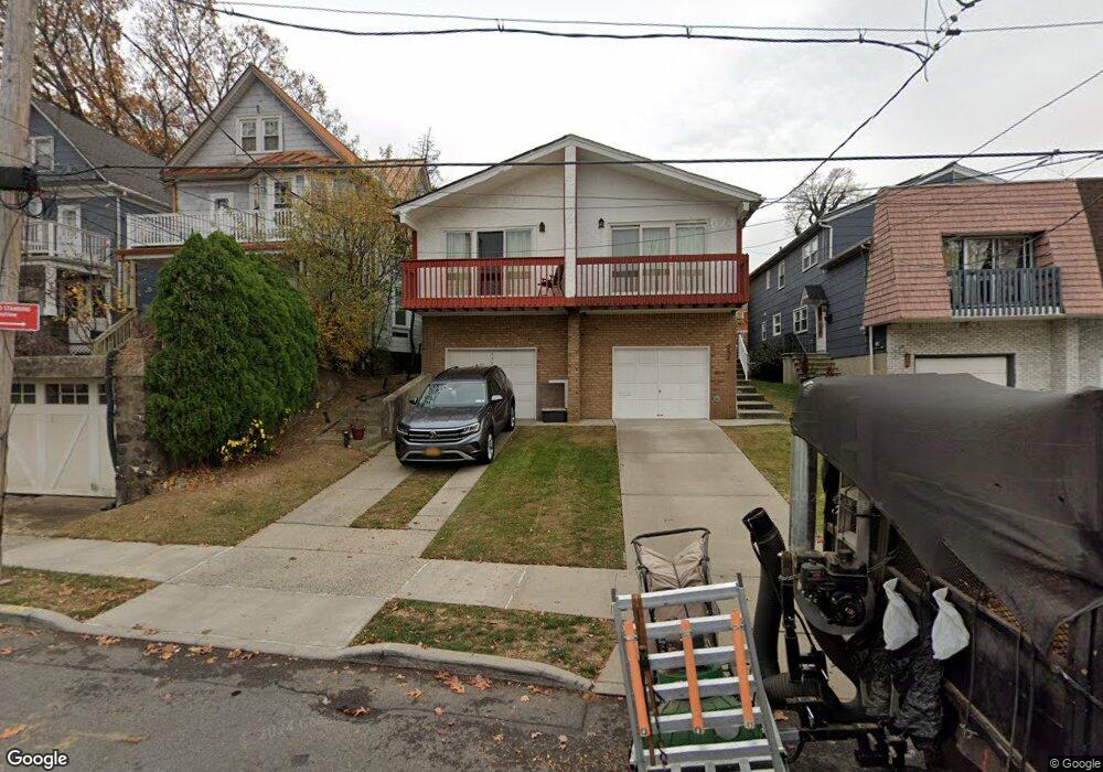 352 Castleton Ave, Staten Island, NY 10301 - photo 1