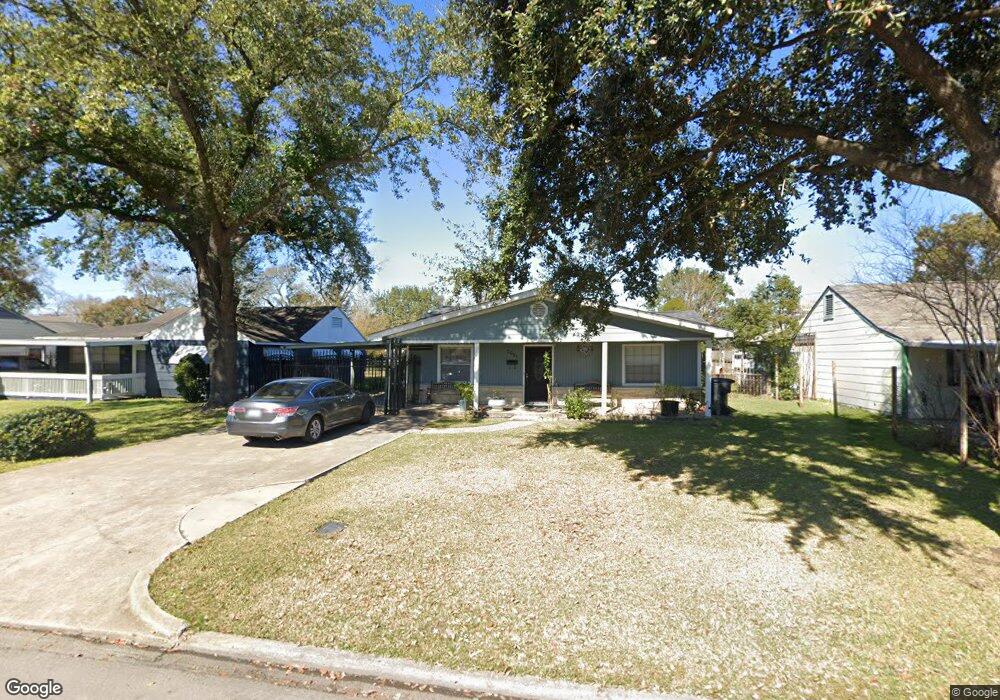 7651 Southern St, Houston, TX 77087 - photo 1