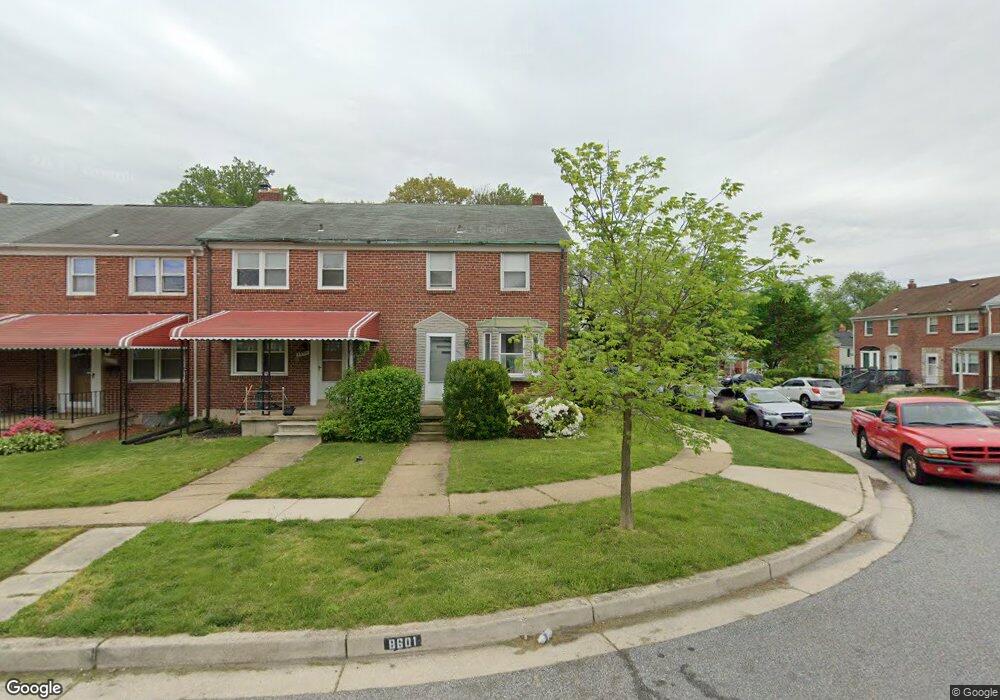 8601 Oak Rd, Parkville, MD 21234 - photo 1