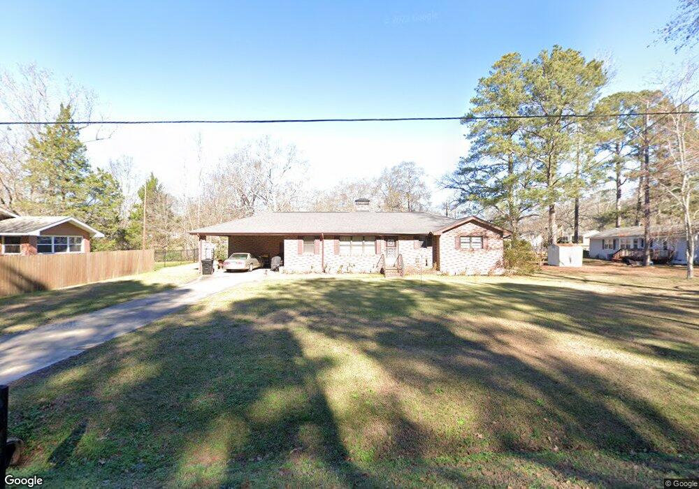 516 Holmes St, Barnesville, GA 30204 - photo 1