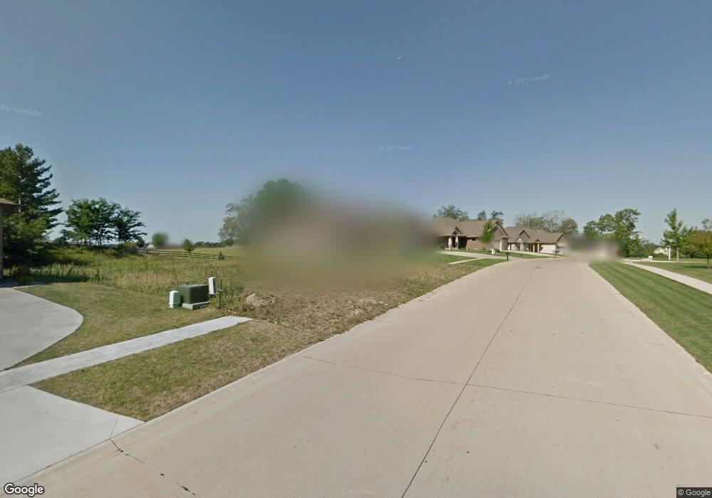 6719 Cottage Ridge Ct NE, Cedar Rapids, IA 52411 - photo 1