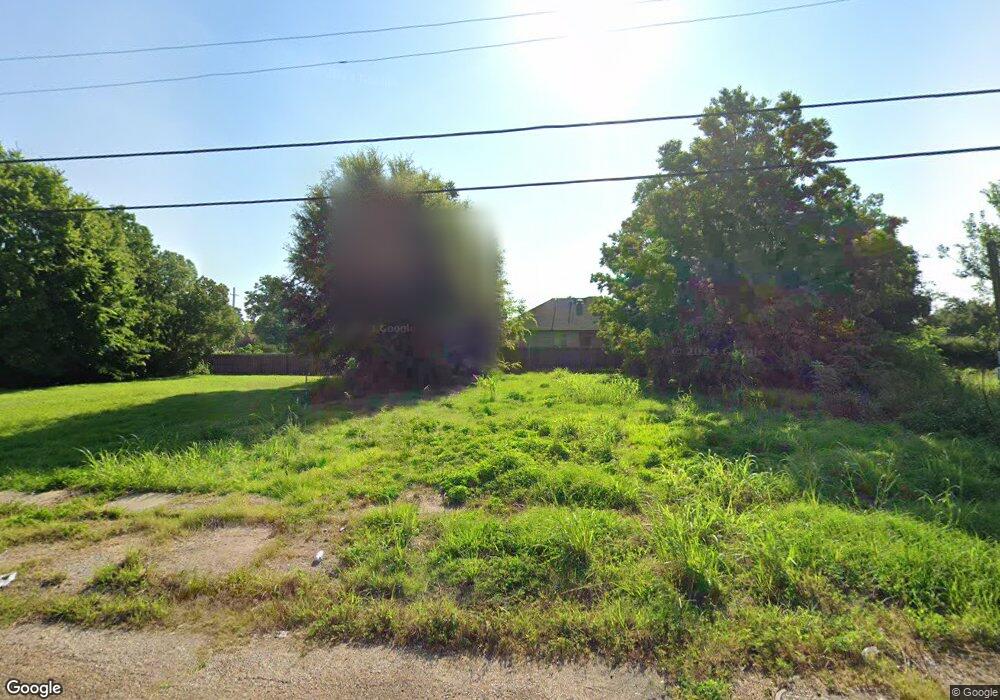 4967 Piety Dr, New Orleans, LA 70126 - photo 1