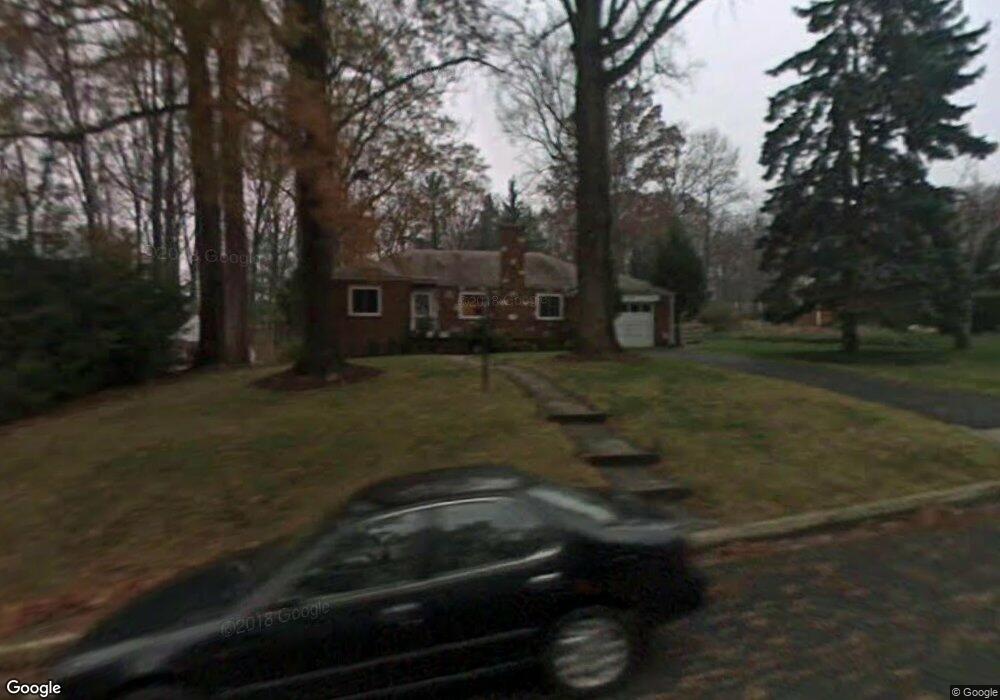 6339 Lakewood Dr, Falls Church, VA 22041 - photo 1