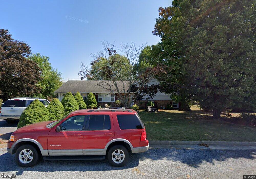 27 Kay St, Stuarts Draft, VA 24477 - photo 1